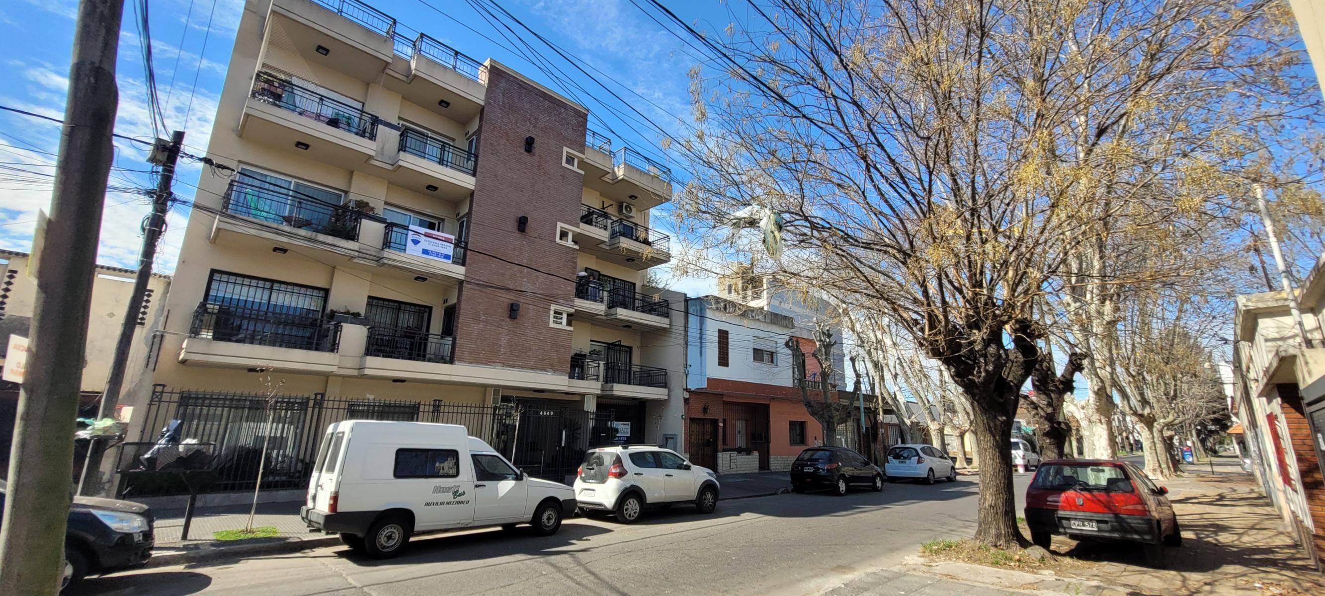 DEPTO 2 ambientes Planta baja en VENTA VILLA BALLESTER