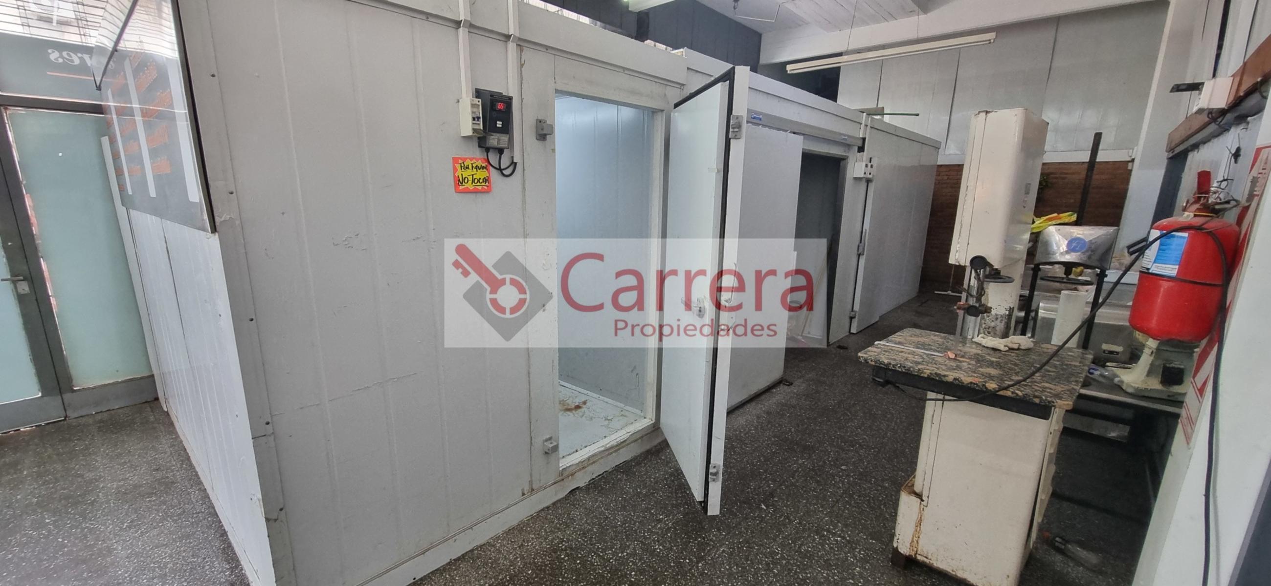 LOCAL divisible 300 m2 (hoy frigorifico INSTALADO) - EN SAN ANDRES CASI MUNRO - leer