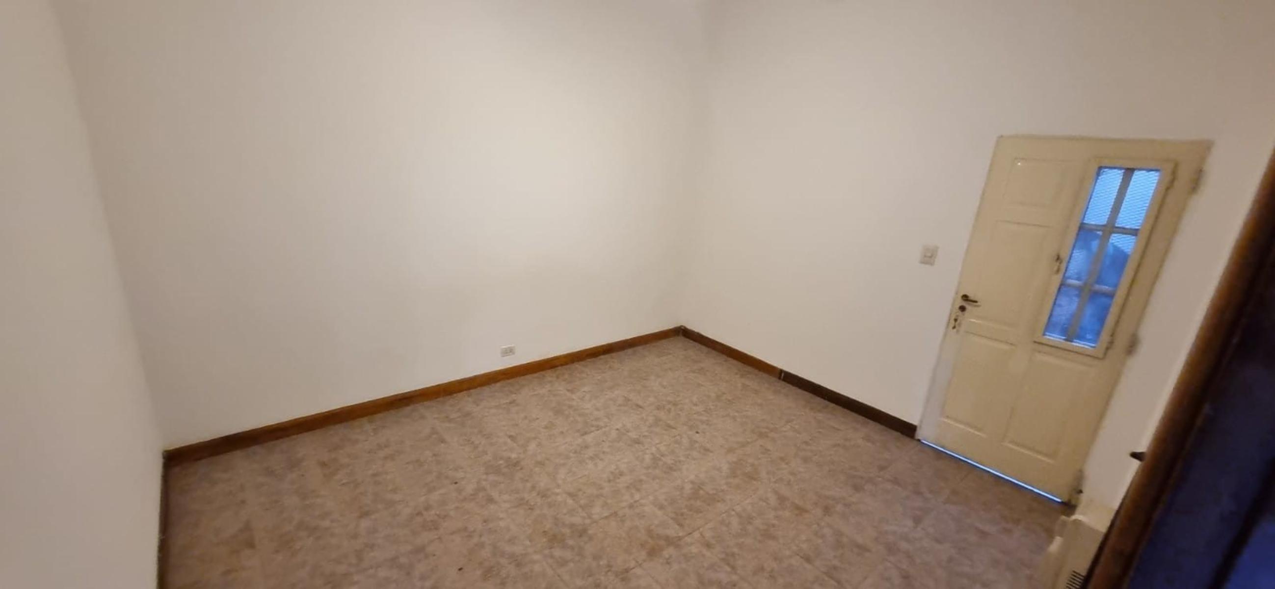 casa PH frente en VENTA en San Andres (con Renta) — foto 11