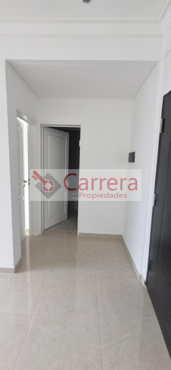 DEPTO 2 amb Y COCHERA en VENTA de 55m2 - SAN MARTIN CENTRO - 35