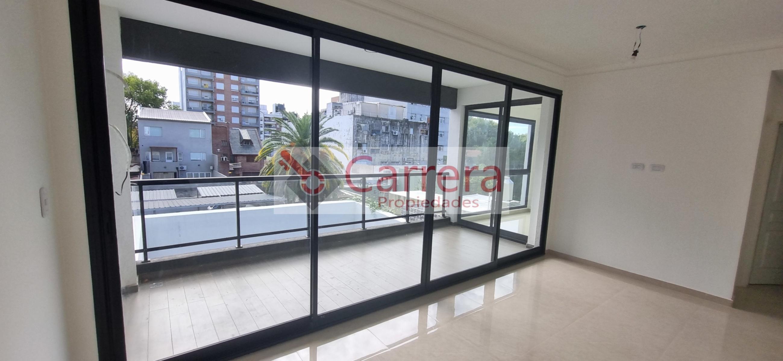 DEPTO 2 amb Y COCHERA en VENTA de 55m2 - SAN MARTIN CENTRO - 51