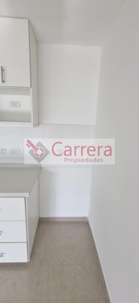 DEPTO 2 amb Y COCHERA en VENTA de 55m2 - SAN MARTIN CENTRO - 60