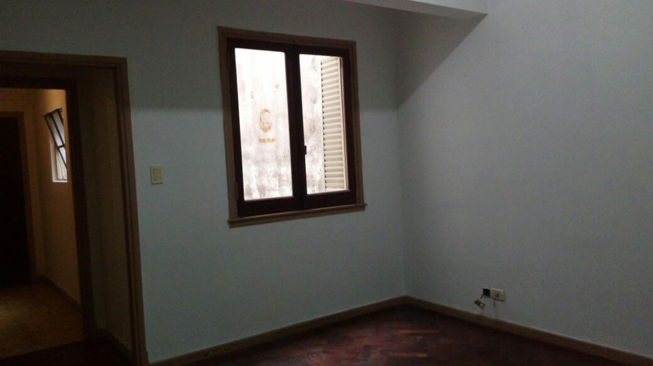 Amplio departamento de 3 ambientes en Balvanera — foto 6