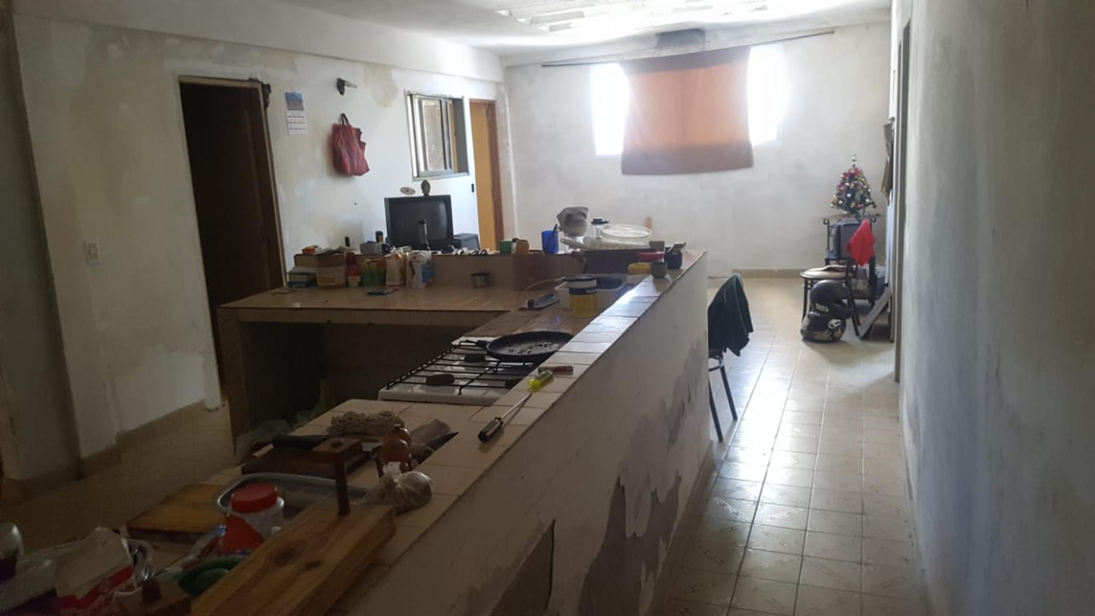 28 COCHERAS + VIVIENDA EN ZONA CENTRO - Sta Teresita, - 7