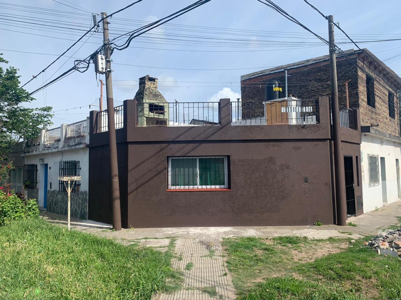 Hilarion de la Quintana 2606 - esquina Rodriguez