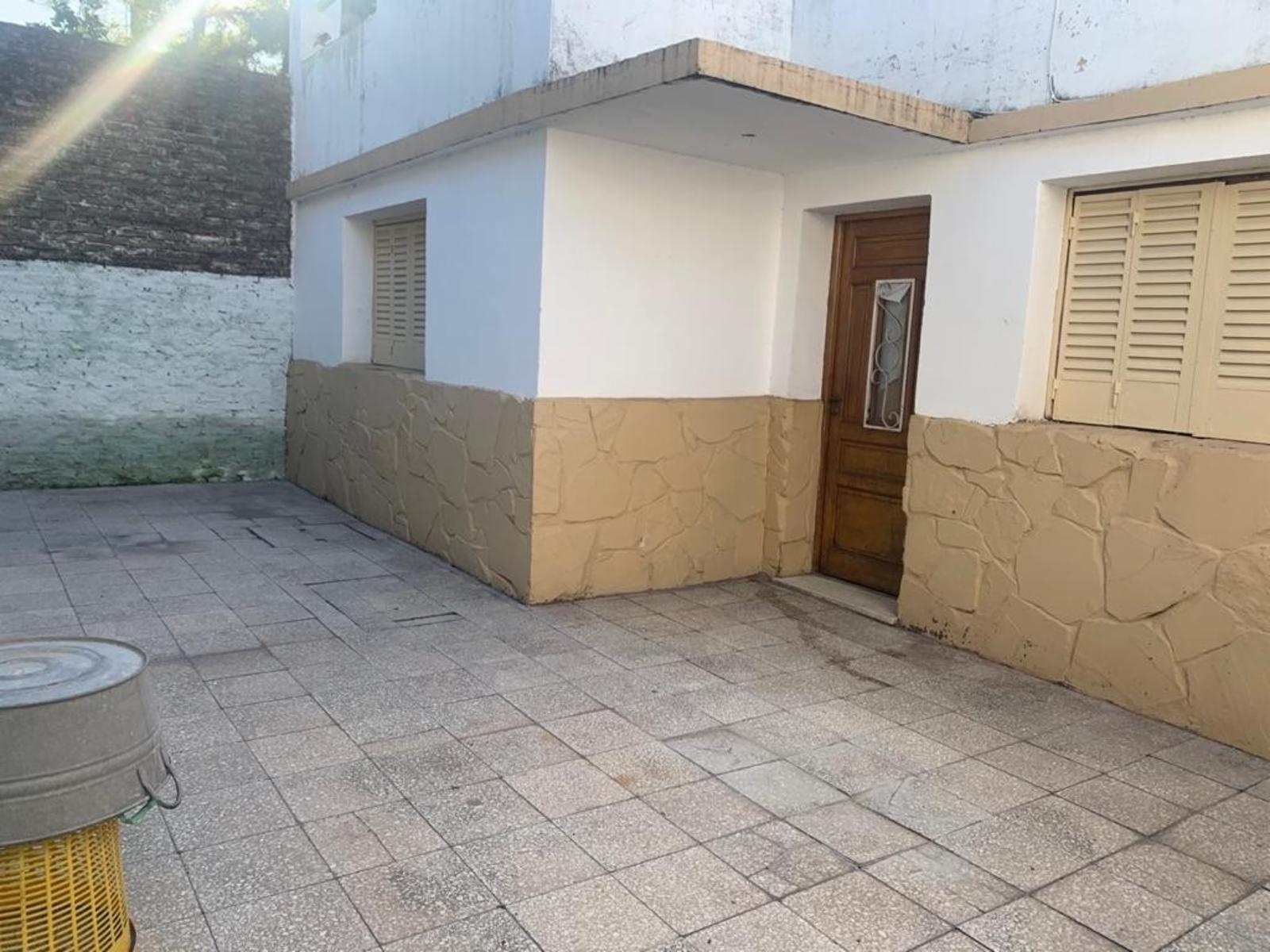 24 de Septiembre 472 — foto 4