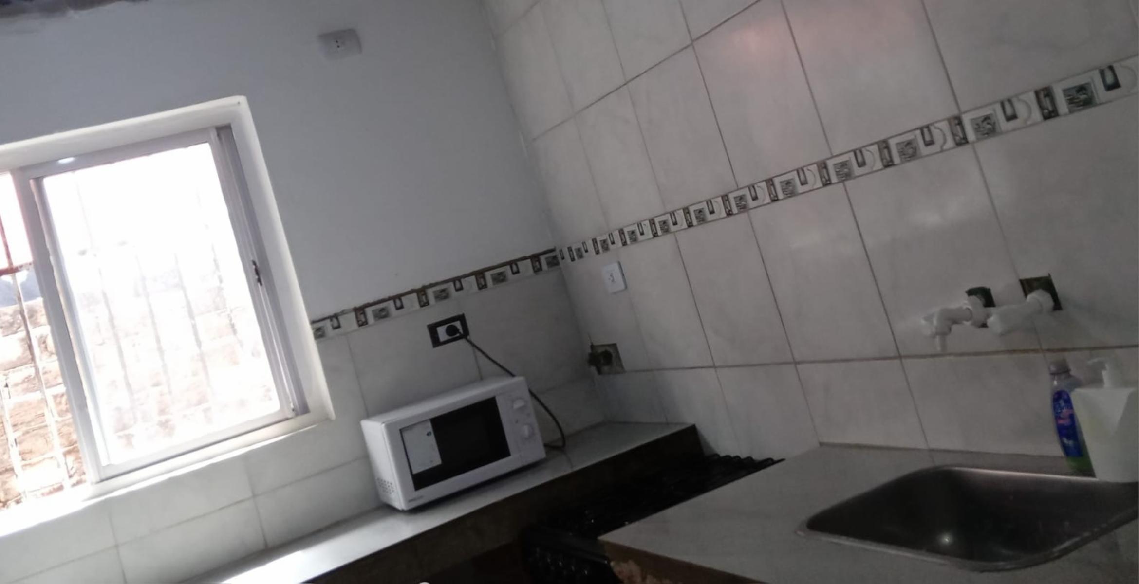 Caupolican 416 - casa a reciclar — foto 2