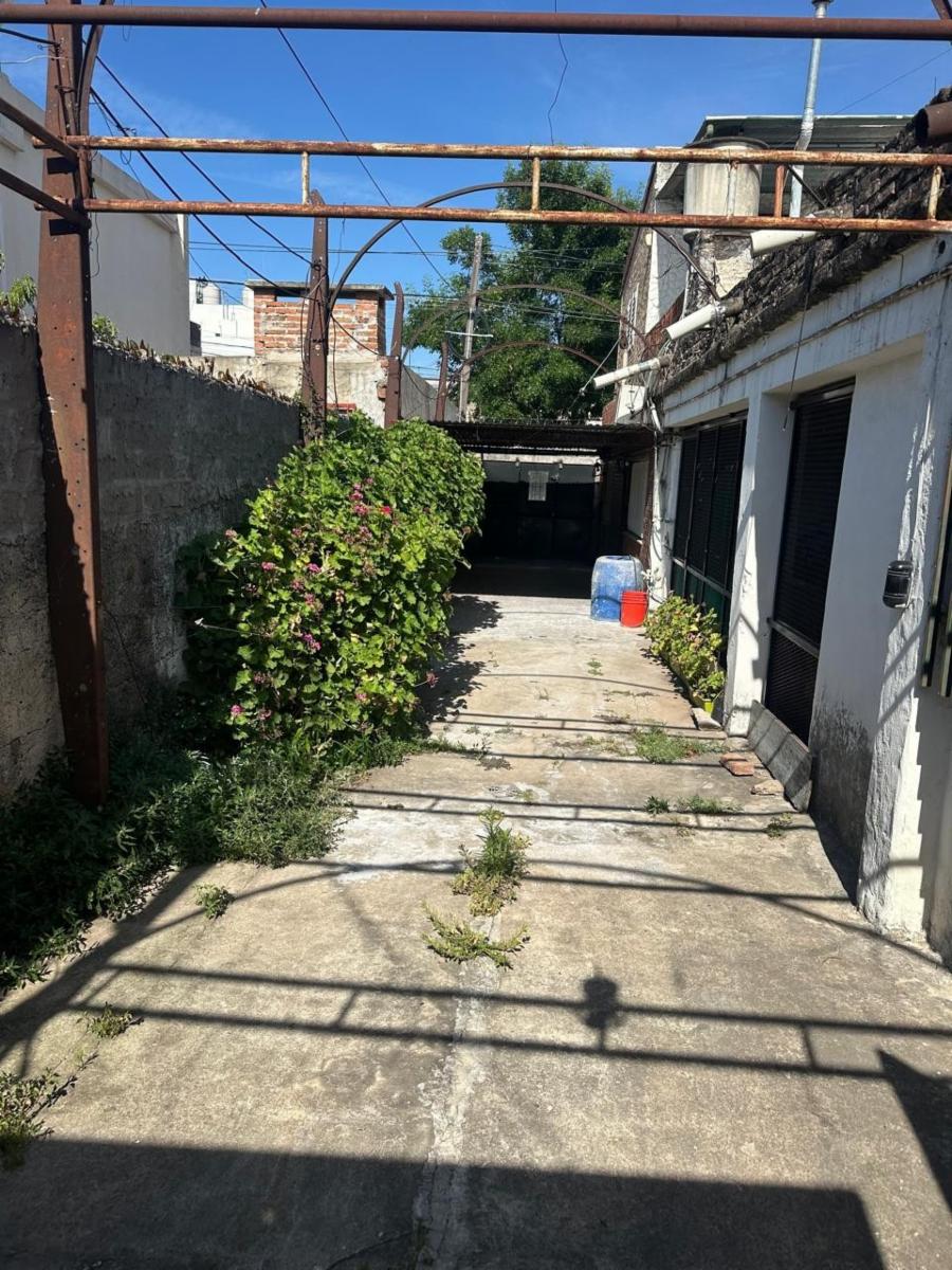Entre Rios 5728 - casa a reciclar — foto 3