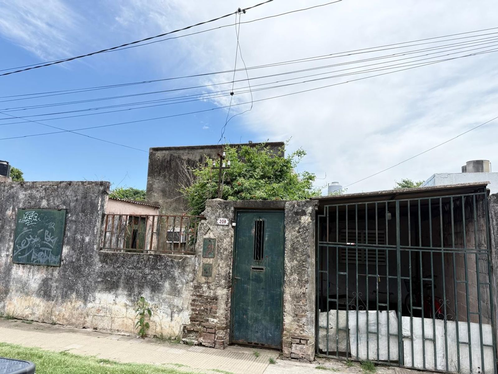 Benito Juarez 208 - casa a reciclar