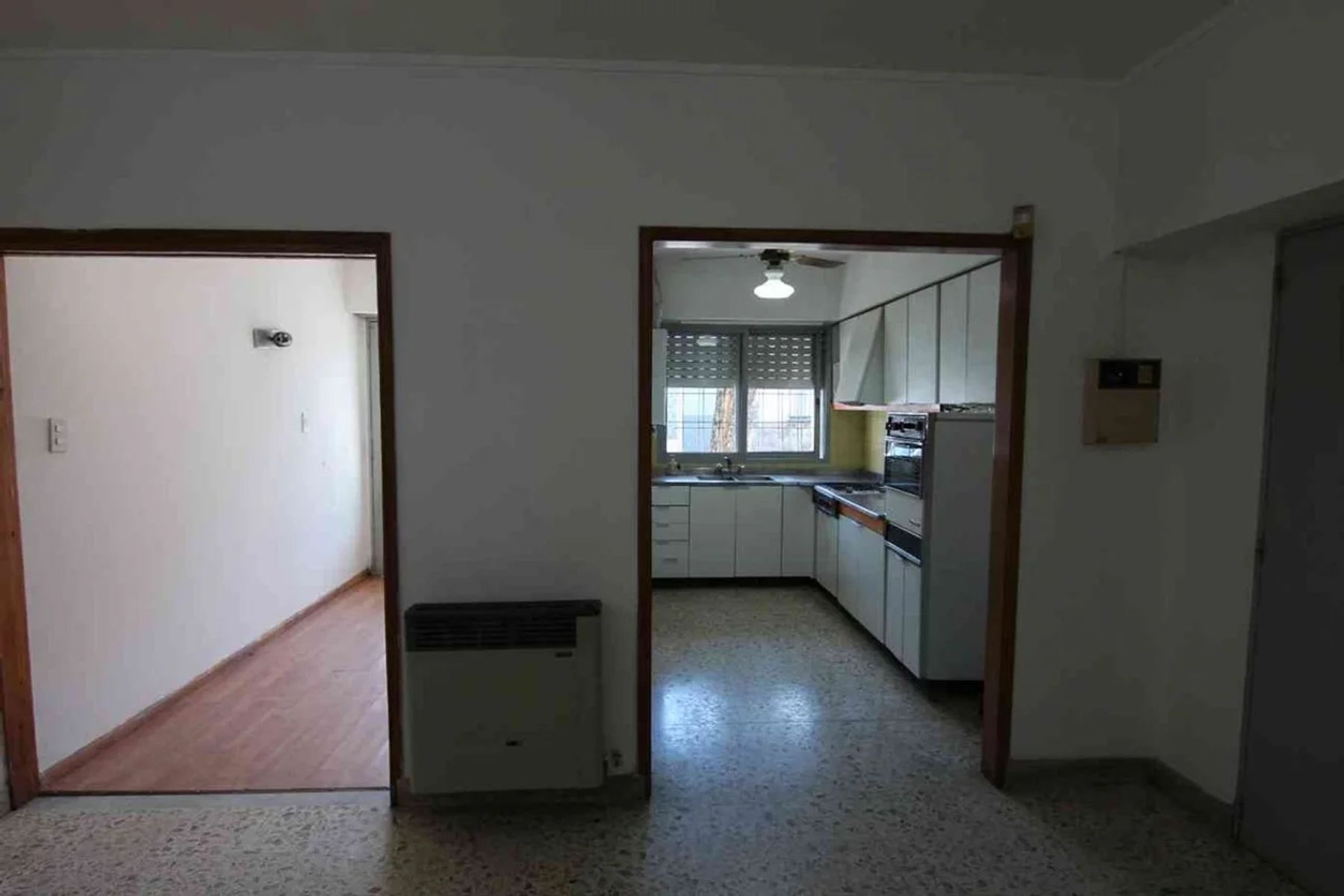 Corrientes 5539- excelente casa al frente en tiro suizo — foto 13