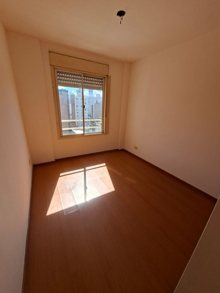 Zeballos 578 (09-02) - 9