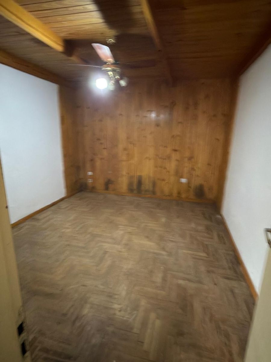 Apta a crédito-Hungria 6052- casa al frente - 2