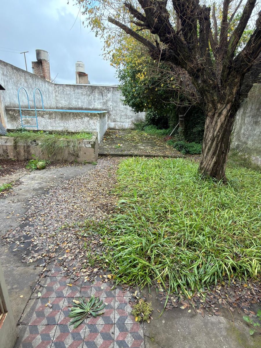 Apta a crédito-Hungria 6052- casa al frente - 4
