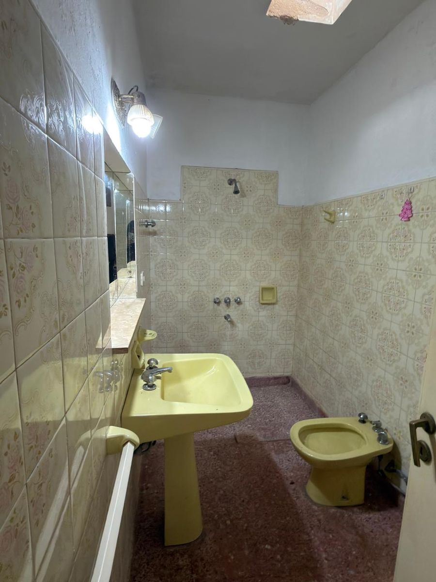 Apta a crédito-Hungria 6052- casa al frente - 10