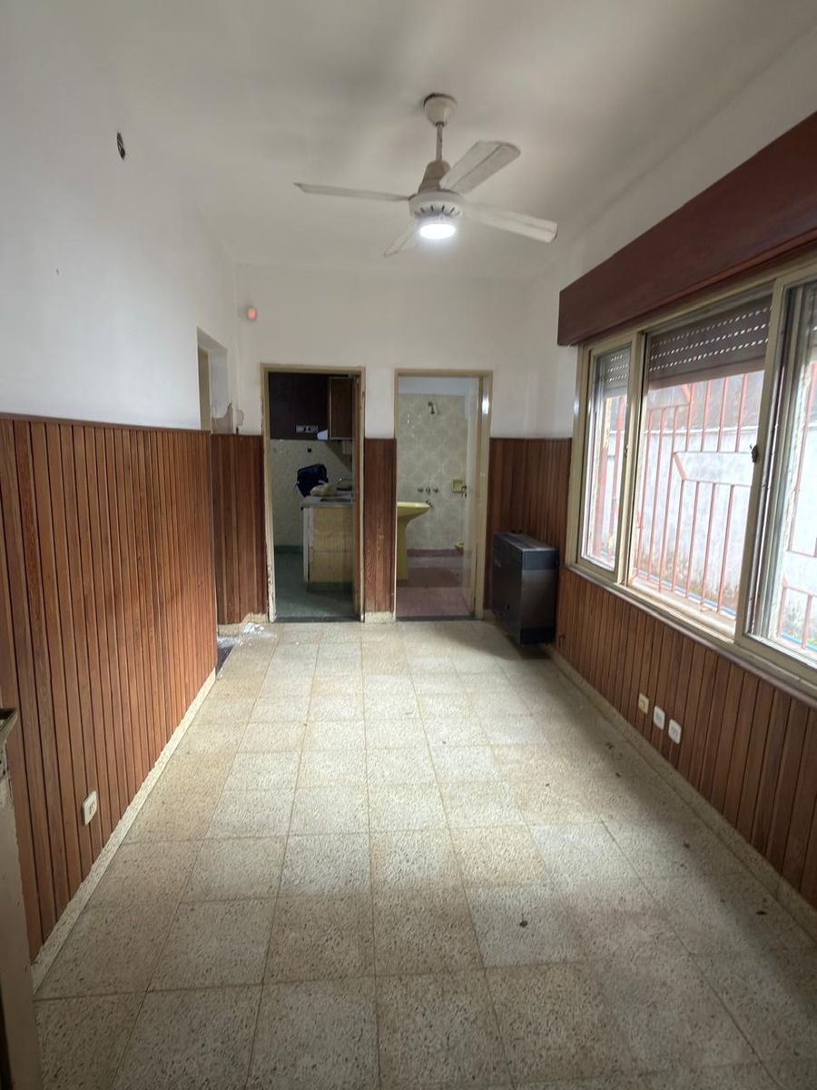 Apta a crédito-Hungria 6052- casa al frente - 11