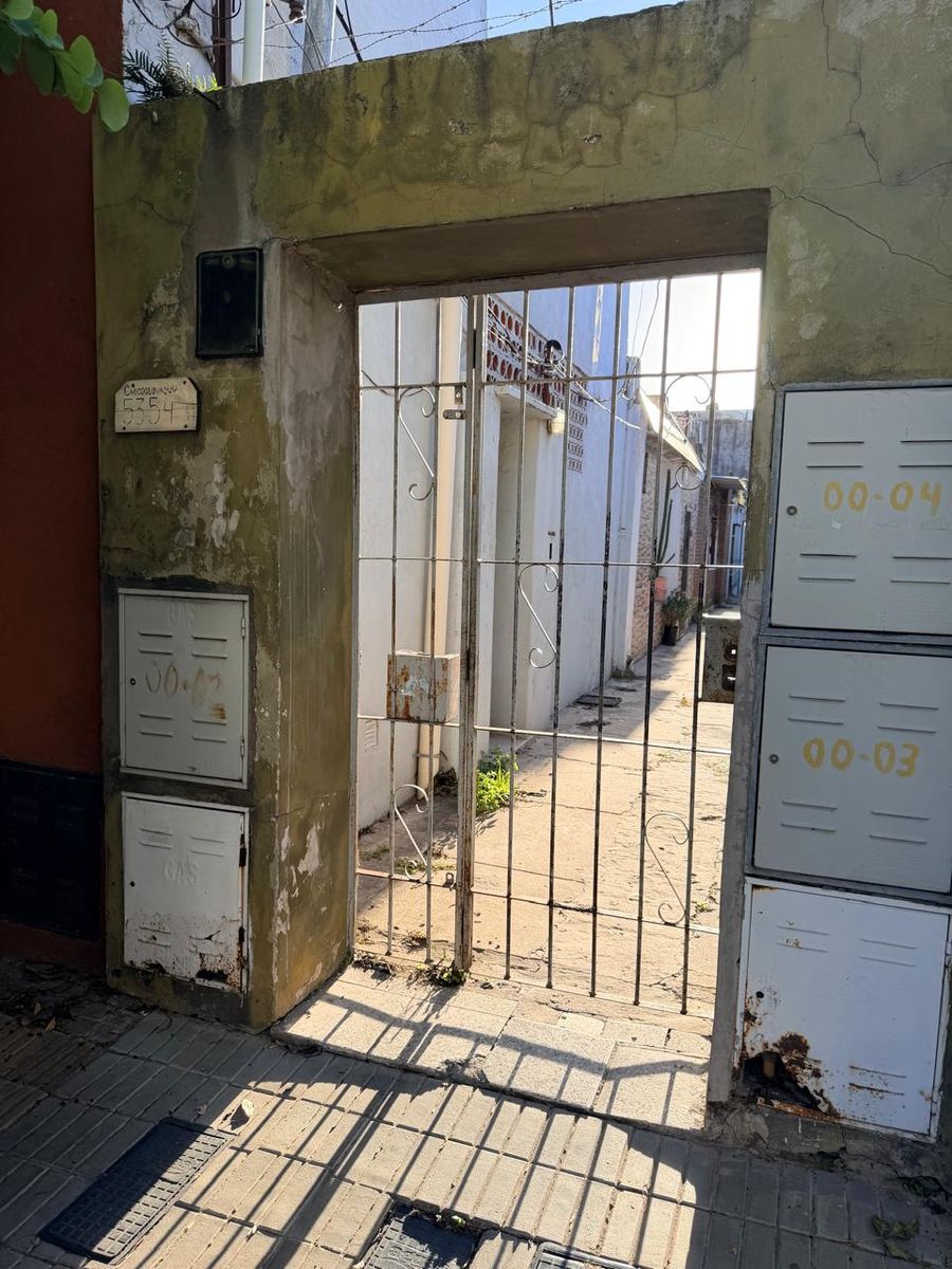 Checoslovaquia 5354 - dpto interno - 5