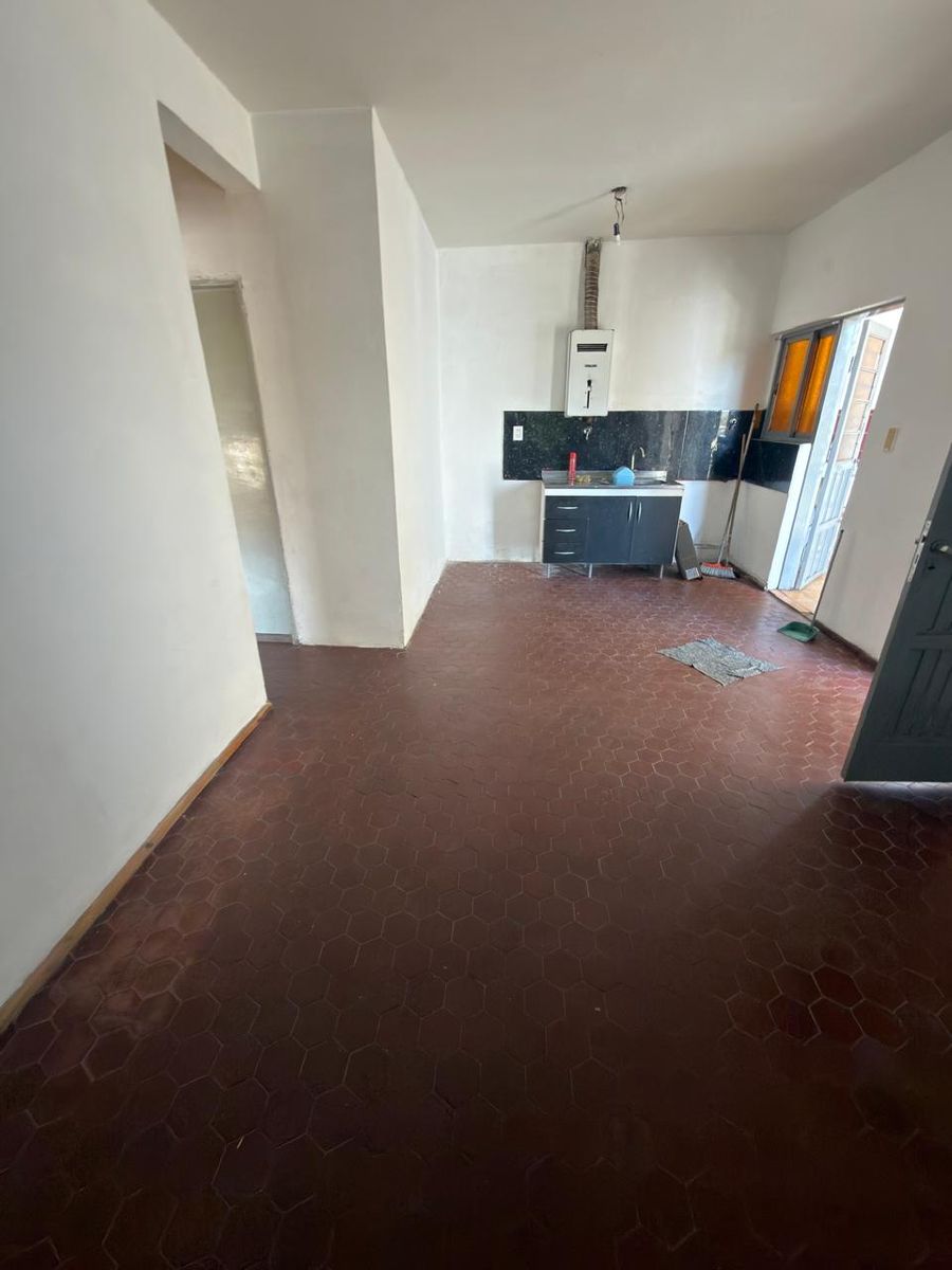 Avenida del Rosario 701 -planta alta - 4