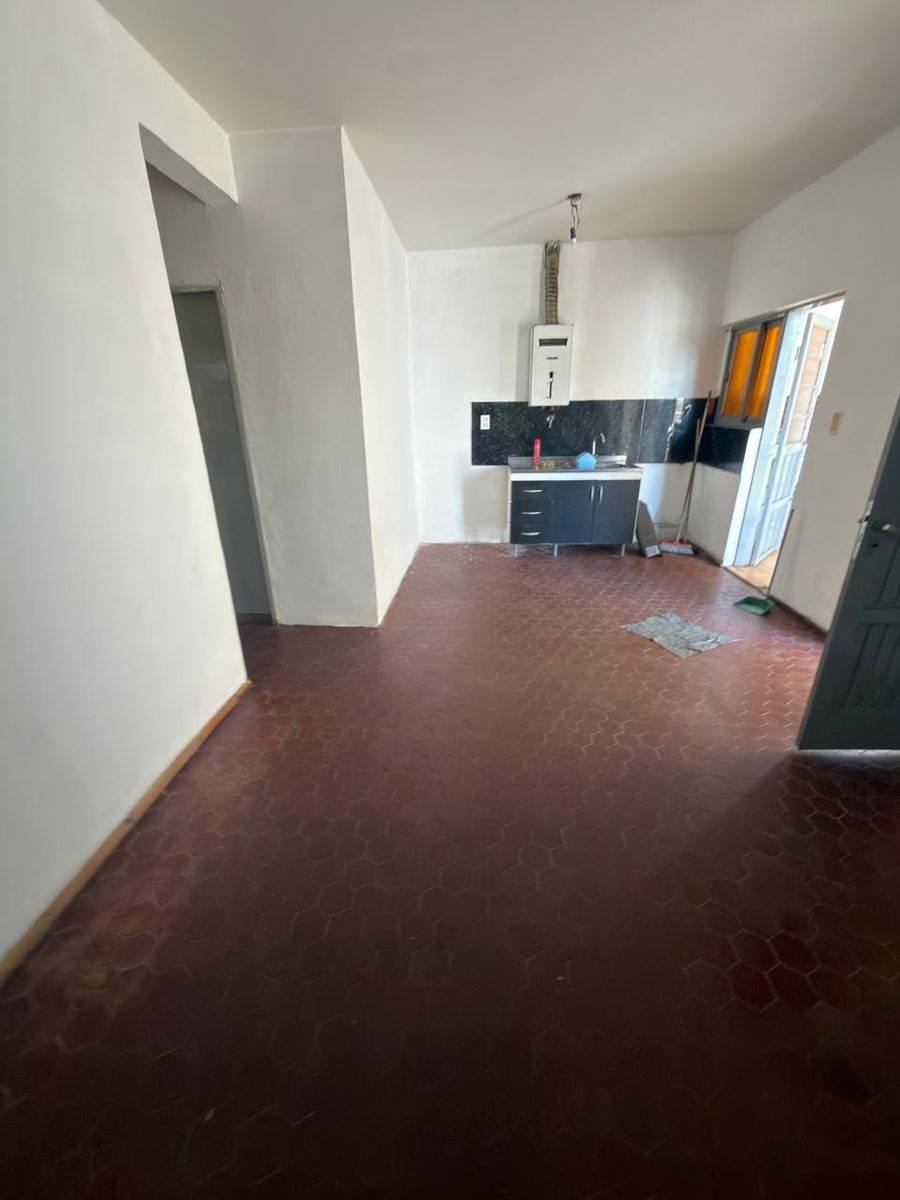 Apta a crédito-Avenida del Rosario 701 -planta alta — foto 2