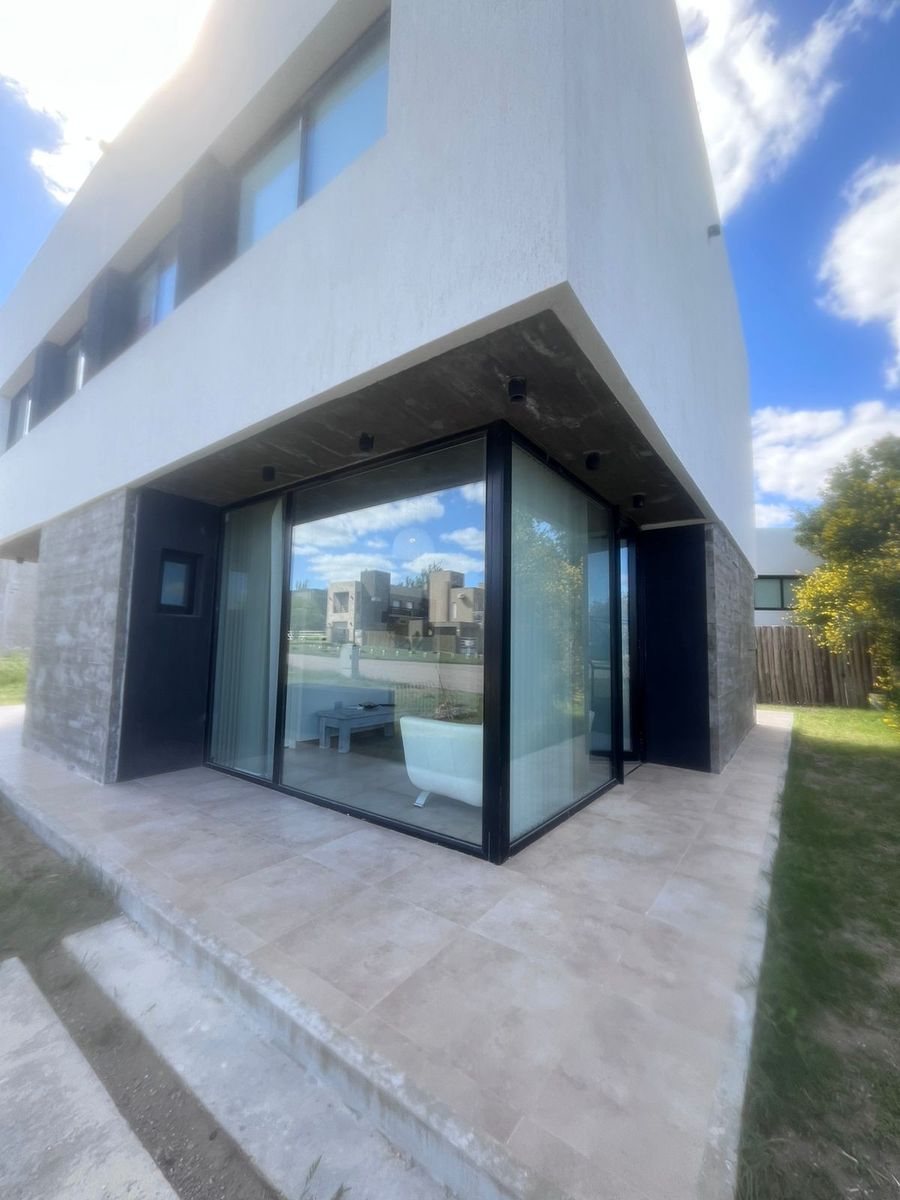 ALQUILER EN MONTE HERMOSO — foto 2