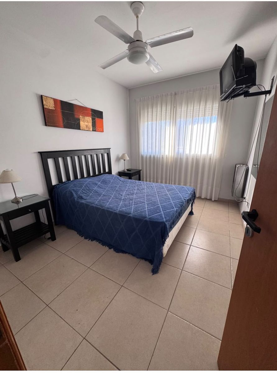 Dpto Ubicación privilegiada: a solo 1 cuadra del centro y 3 cuadras de la playa. — foto 4