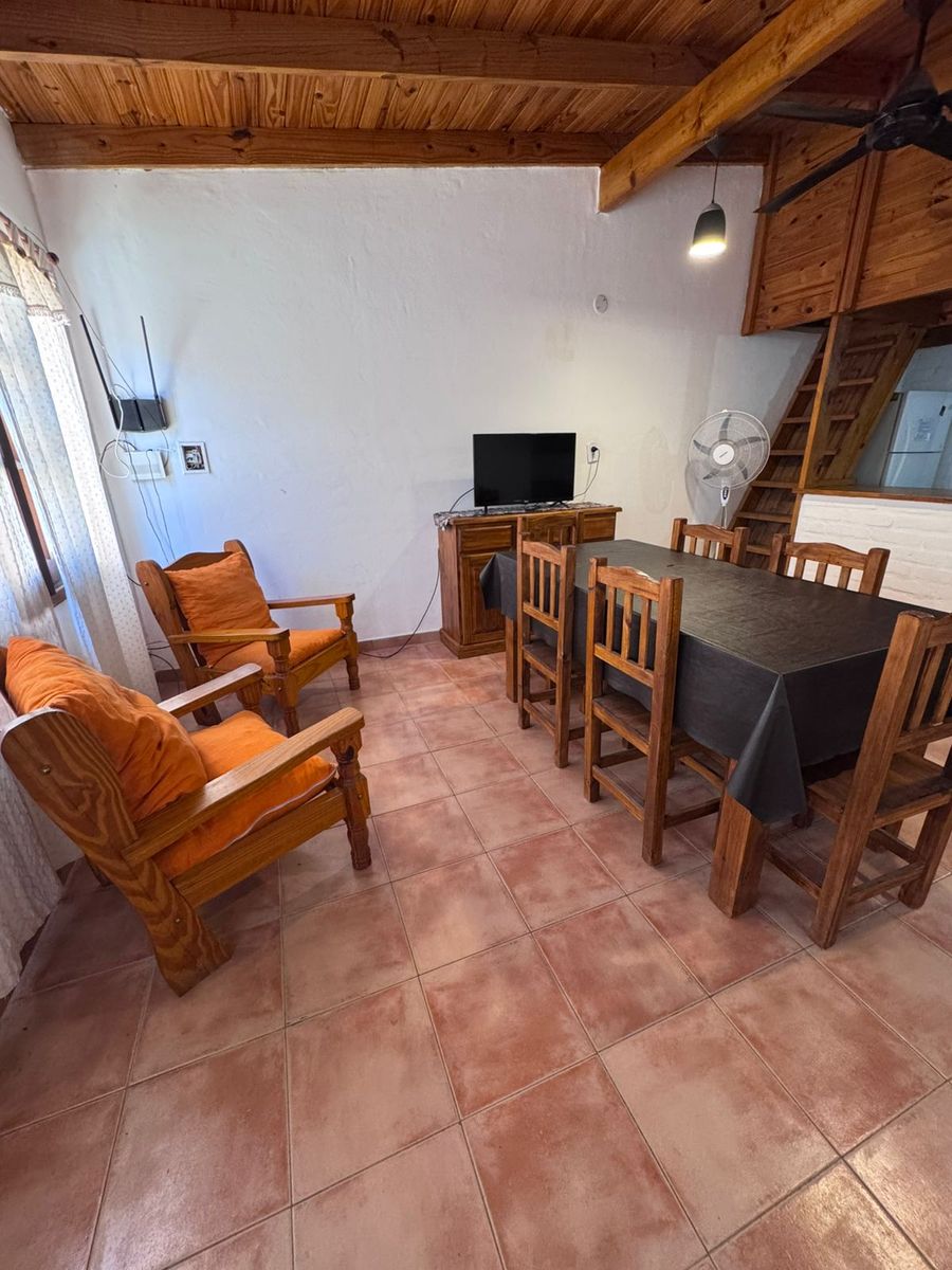 Departamento hasta 6 personas - A solo 2 cuadras de la playa y 5 cuadras del centro. - 1