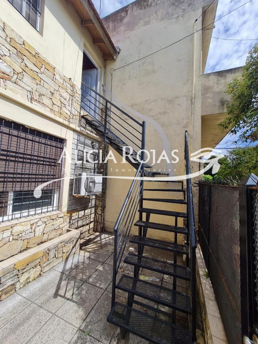Excelente Ph con 2 unidades de 3 amb c/u-Liniers 600-Lomas del Mirador — foto 11