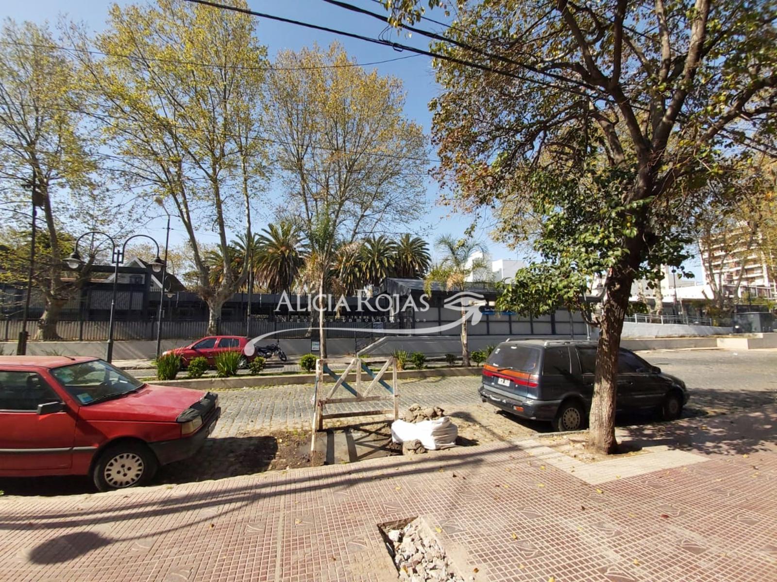 Amplio PH Cfte 165 Totales. Brandsen 1100. San Fernando