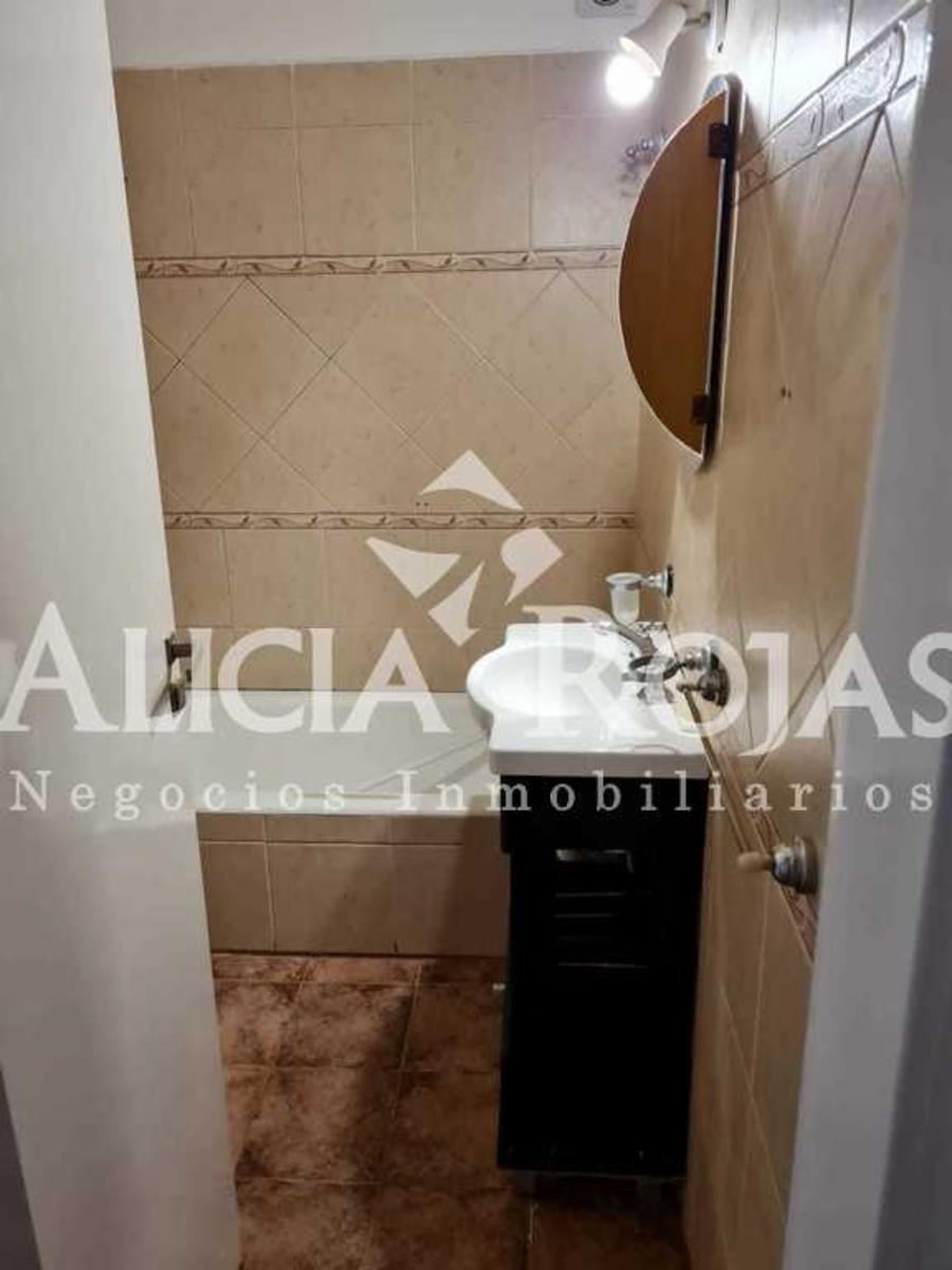 Excelnte Casa 3 amb con Lote 10x46 con pileta y cochera. F. Alvarez — foto 12