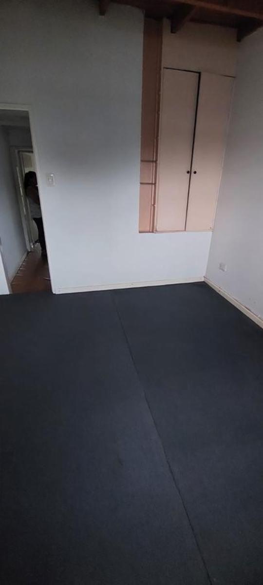 Excelente Ph Duplex De 3 Amb. Frente. 45mts. Balcón Terraza. Calle 12. 1600. Zona Céntrica. La Plata — foto 3
