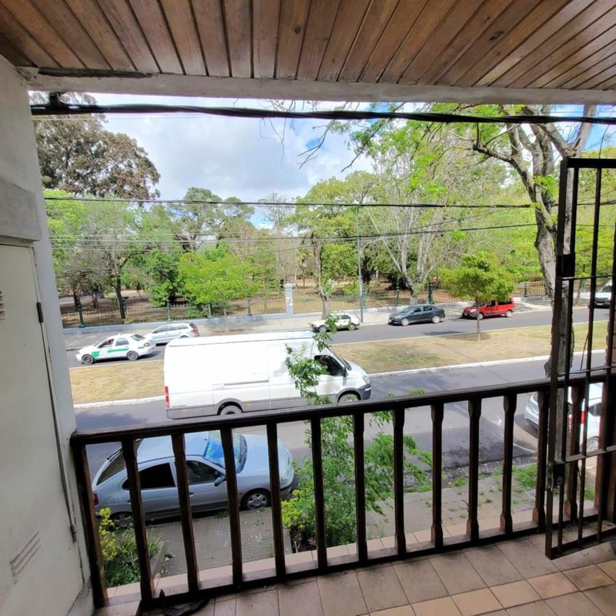 Excelente Ph Duplex De 3 Amb. Frente. 45mts. Balcón Terraza. Calle 12. 1600. Zona Céntrica. La Plata — foto 8