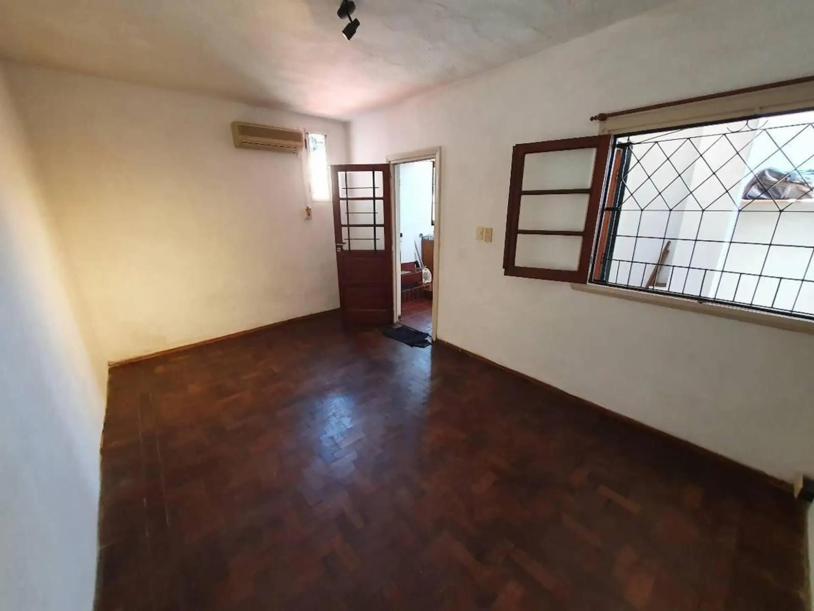 Excelente Ph 4 Amb. Contra Frente. 2 Plantas. Patio. Terraza. 93 Mts. Espora 4500. Villa Lynch — foto 2