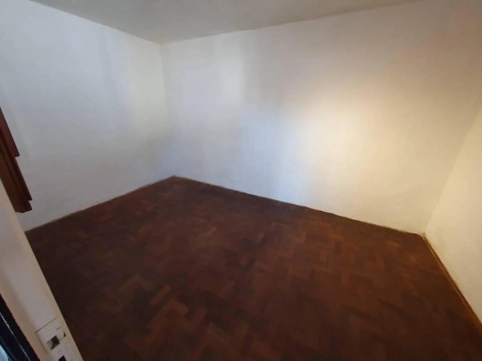 Excelente Ph 4 Amb. Contra Frente. 2 Plantas. Patio. Terraza. 93 Mts. Espora 4500. Villa Lynch — foto 5