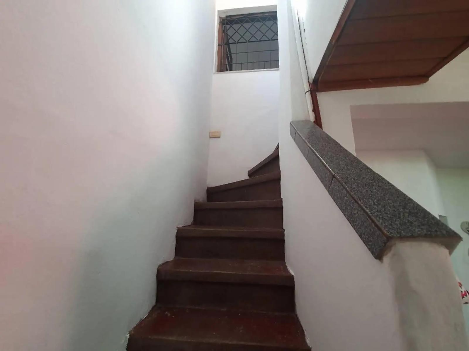 Excelente Ph 4 Amb. Contra Frente. 2 Plantas. Patio. Terraza. 93 Mts. Espora 4500. Villa Lynch — foto 8