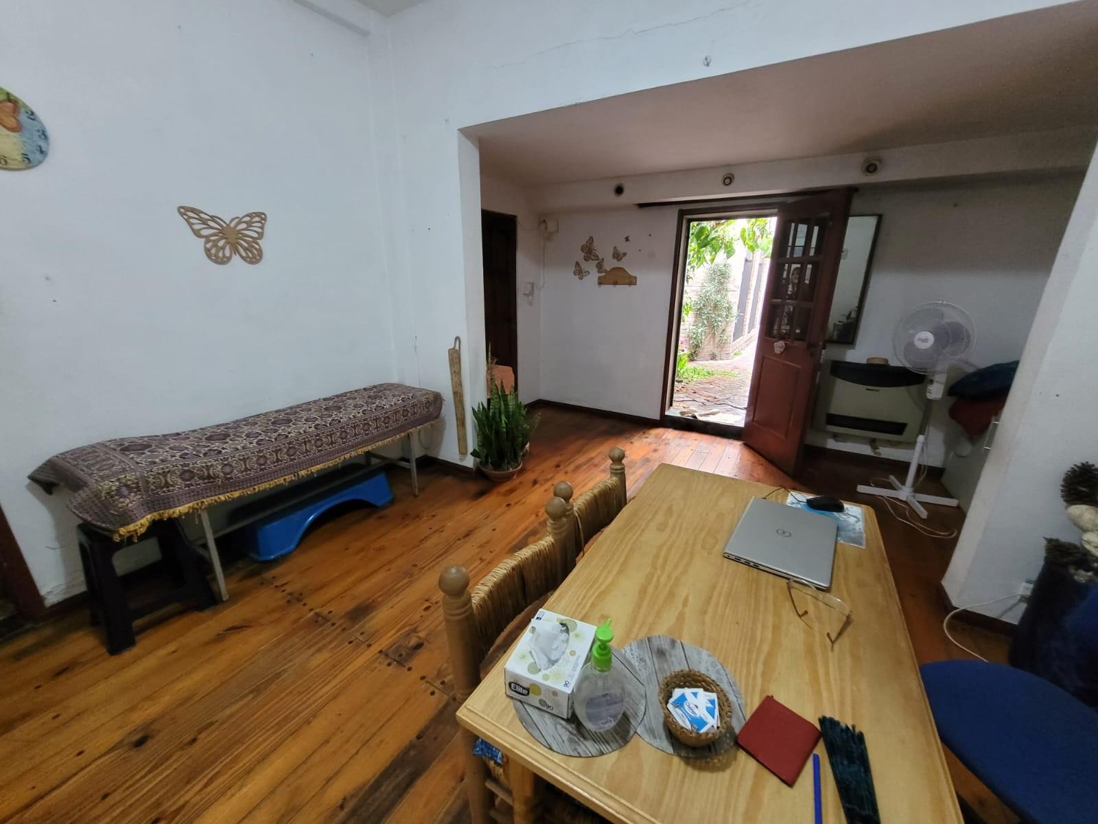 Excelente casa lote propio 10x29.28 con casa y local. Lezica 4100 San Justo — foto 14