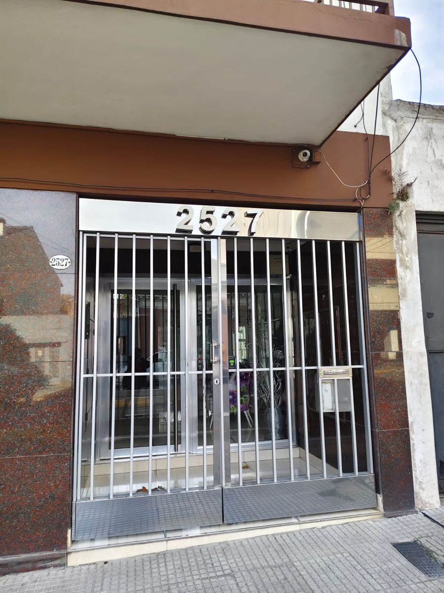 Excelente Dpto 1 Amb 25 Mts **apto Crédito**. Rondeau 2500 P. Patricios