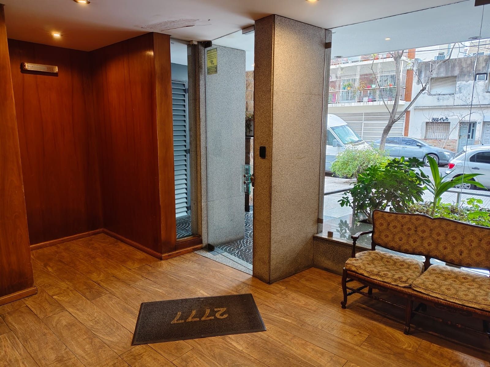Excelente Semipiso de 4 Amb al Fte con cochera.**Apto Credito**. 96mts.Pacheco 2700. V Urquiza — foto 5