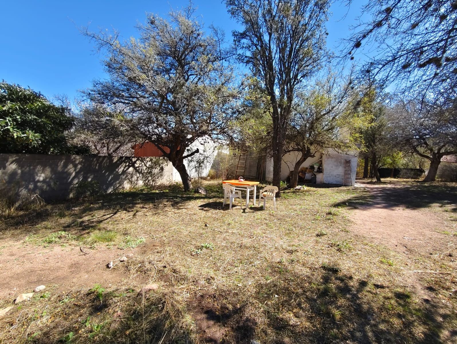 Excelente 2 Casas Sobre Lote 1560 Mts. El Faldeo. Capilla Del Monte. Cordoba — foto 10