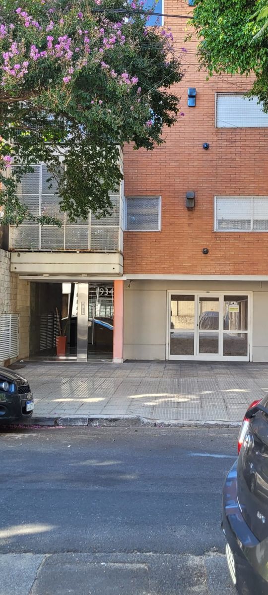 Excelente Cochera Fija Descubierta 23 Mts. Pacheco 1900. V Urquiza — foto 2