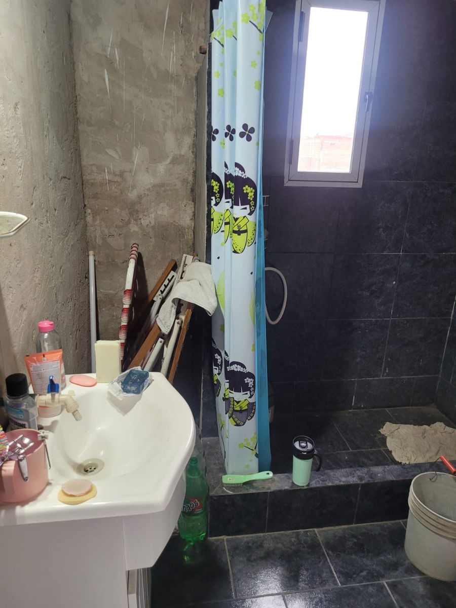 Excelente Casa de Lote Propio Con 3 Ph 150mts Cub Churrinche 3700 Temperley — foto 8