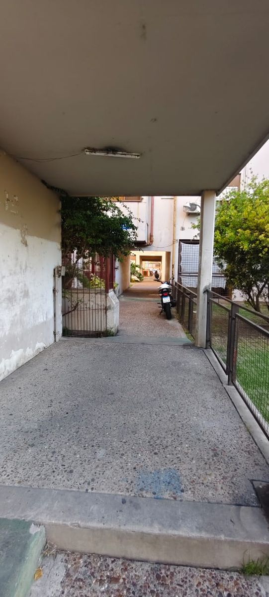 Excelente Dpto 4 Amb Cochera 65 Mts Fernandez De La Cruz 5900 Lugano — foto 12