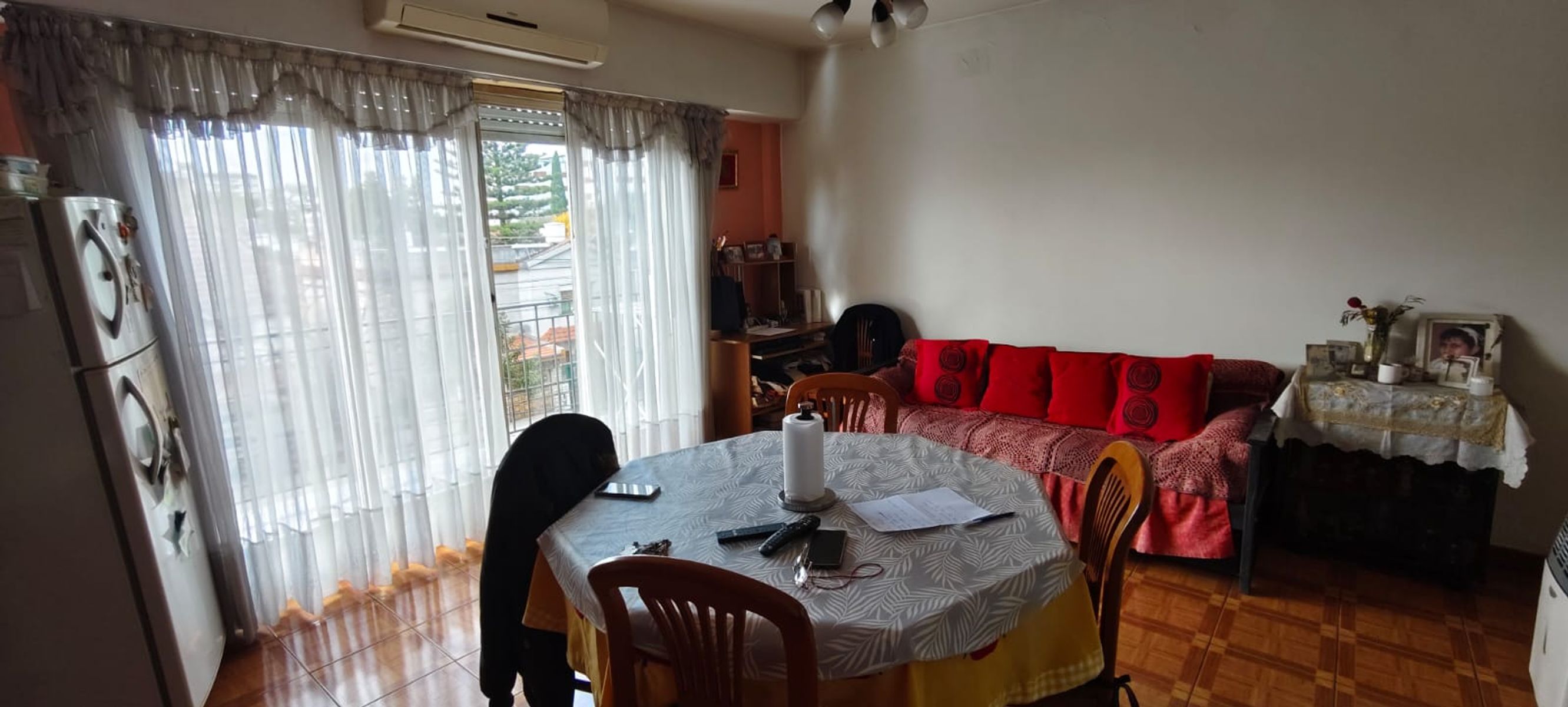 Excelente dpto 3 amb 2ºPso x esc Fte c/balcon 57 mts. Av Olivera 400. Floresta - 4