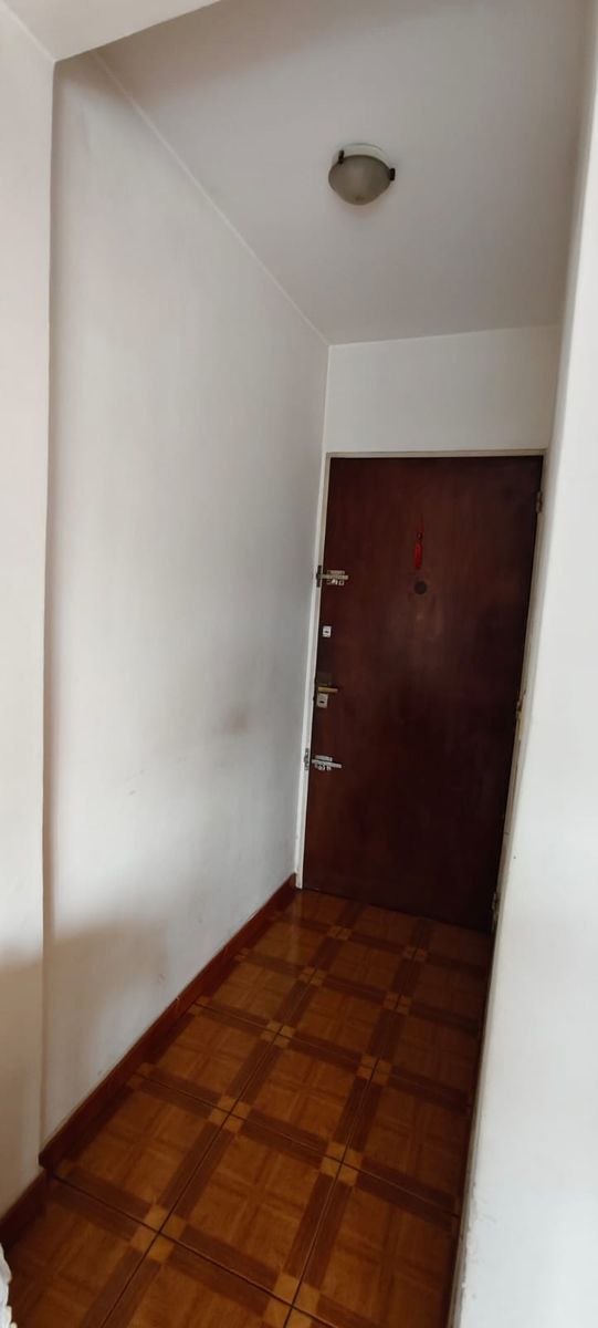 Excelente dpto 3 amb 2ºPso x esc Fte c/balcon 57 mts. Av Olivera 400. Floresta - 9