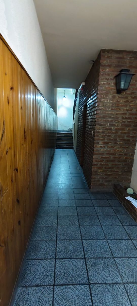 Excelente dpto 3 amb 2ºPso x esc Fte c/balcon 57 mts. Av Olivera 400. Floresta - 15