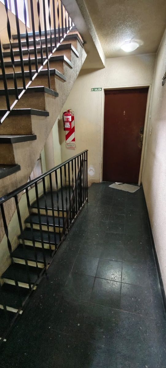 Excelente dpto 3 amb 2ºPso x esc Fte c/balcon 57 mts. Av Olivera 400. Floresta - 19