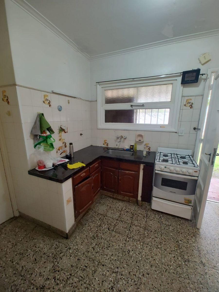 Excelente Chalet De 4 Amb 172 Mts Cub Y 100mts Parque Calle 13 900 Miramar - 9