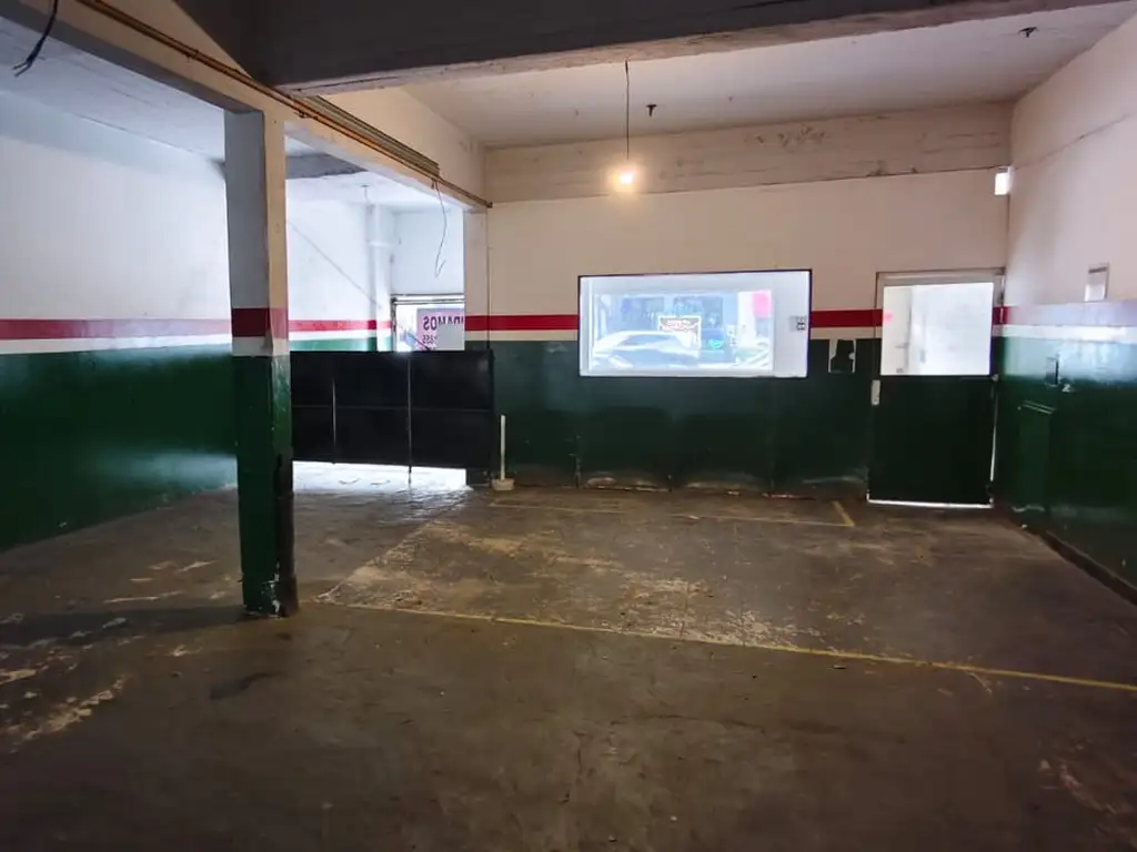 Excelente Local Comercial Pb 8.66x50. Álvarez Thomas 2400, Villa Urquiza. - 4