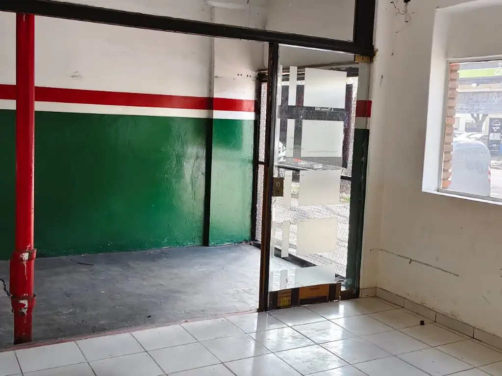 Excelente Local Comercial Pb 8.66x50. Álvarez Thomas 2400, Villa Urquiza. - 5