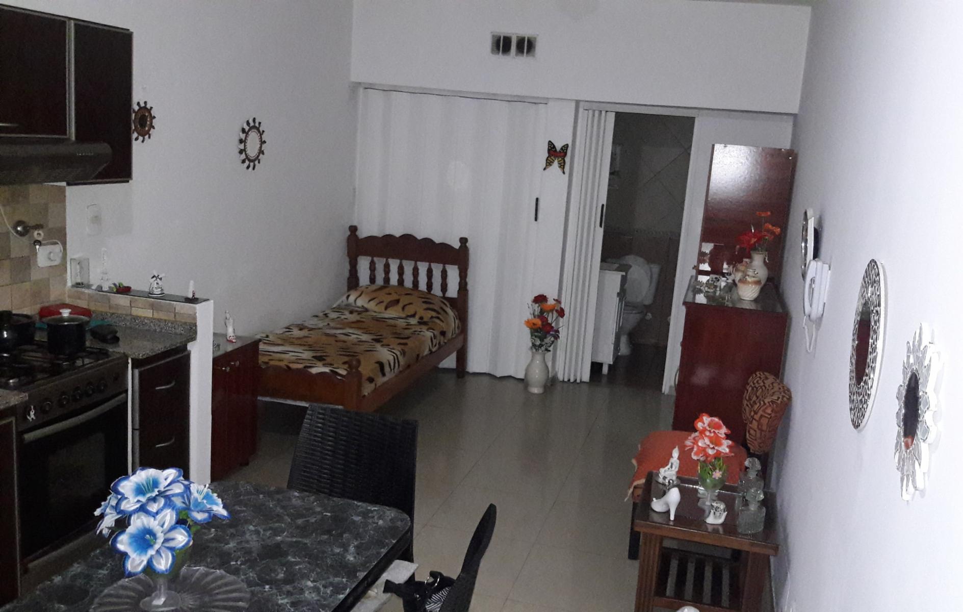 VENTA MONOAMBIENTE LINIERS — foto 2