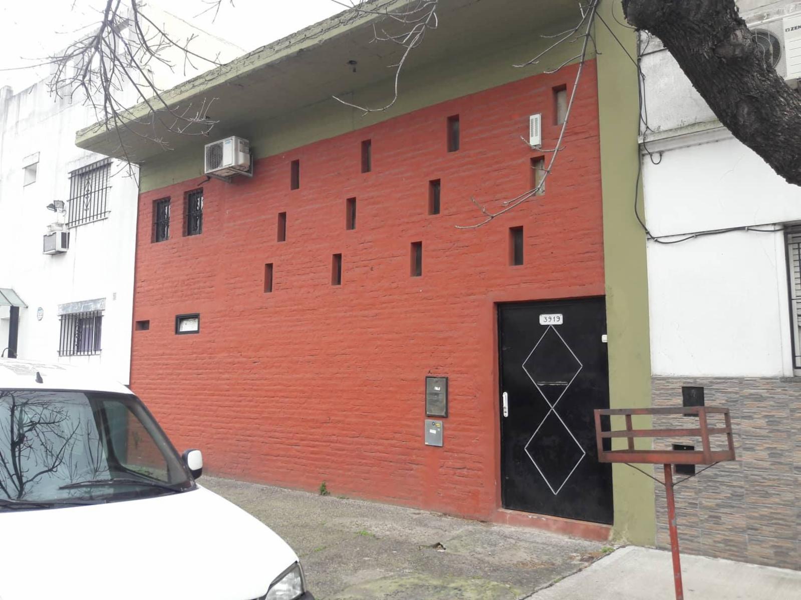 VENTA GALPON/ DEPOSITO EN PARQUE AVELLANEDA - 2