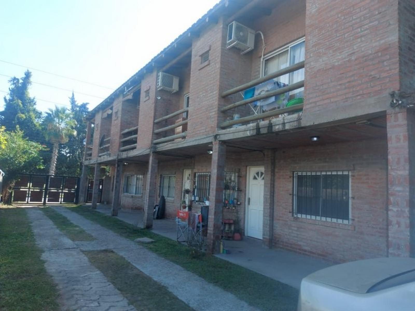 Excelente Propiedad Benavidez Av. Juan D. Perón - 5 Dúplex para alquiler (alquilados en este momento) - en 2 Plantas - excelente ubicación - fácil acceso — foto 9